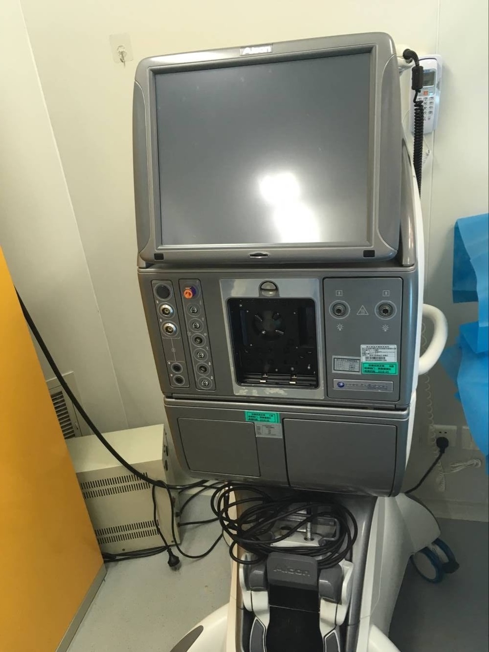 超声眼科晶状体摘除和玻璃体切除设备